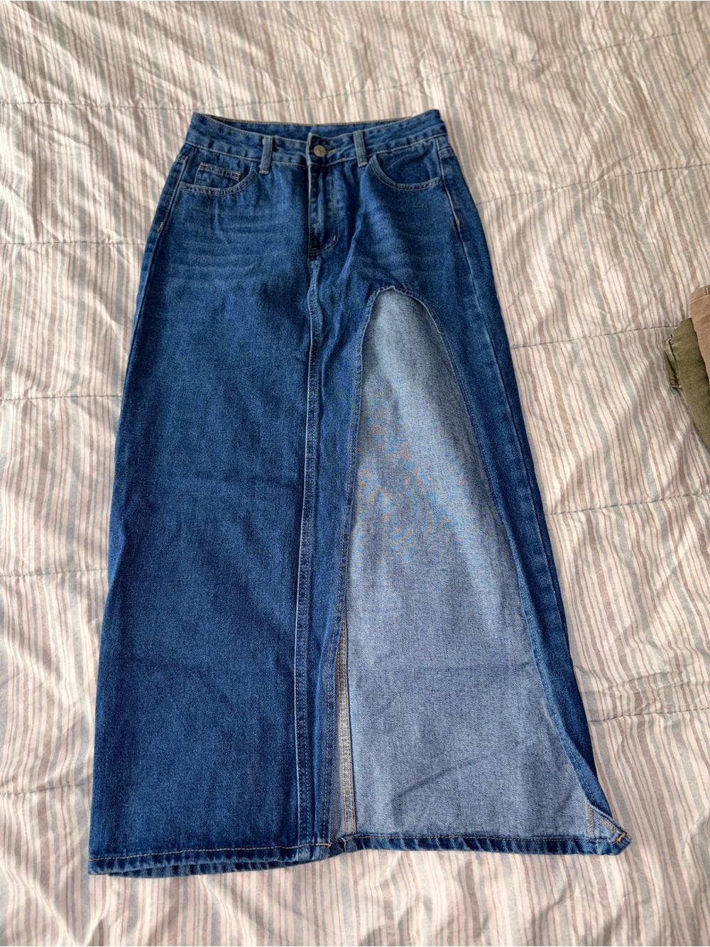 SHEIN Two-Tone Blue Denim Maxi Skirt with Front Panel